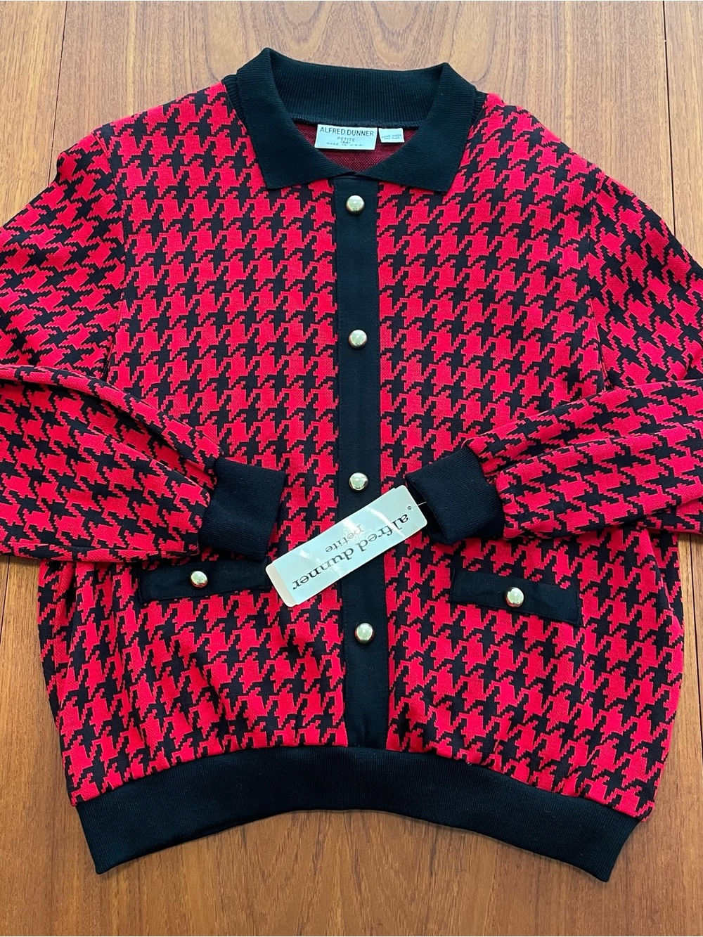 Alfred Dunner NWT NOS Red Houndstooth Sweater M Deadstock Preppy Academia
